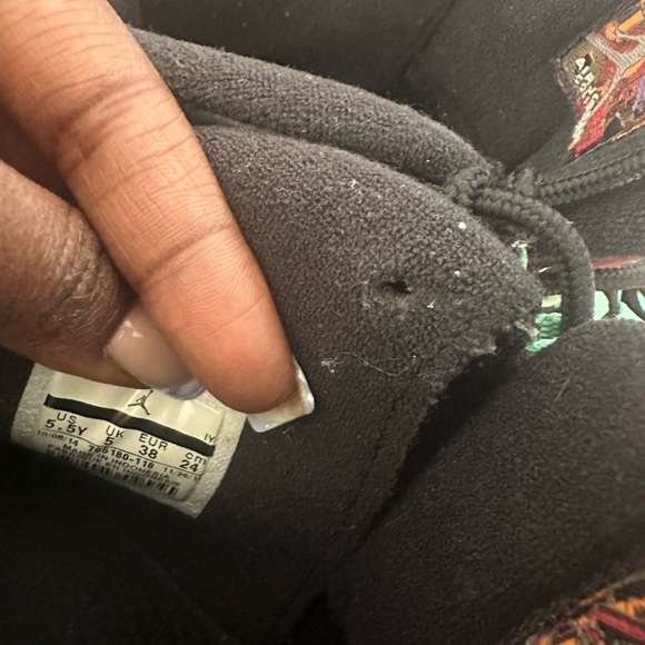 🖤🤍Jordan 9🖤🤍 - Picture 3 of 5